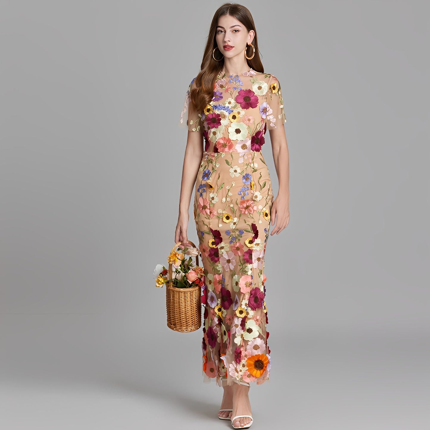 Nina - Elegantes Kleid mit Blumenstickerei für Mädchen