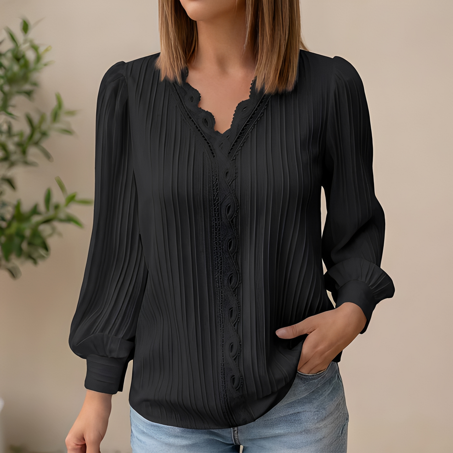 Antonette - Elegante Sommerbluse mit V-Ausschnitt für Damen