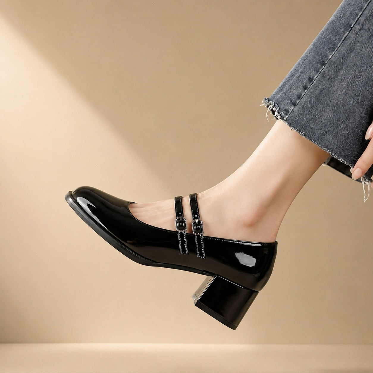 Curtis - Exquisite Sandalen mit Blockabsatz
