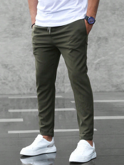 Allan - Komfortable Männerhose aus Stretch mit Kordelzug, schlankes Design