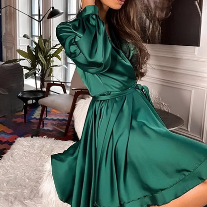 Amira - Elegantes Langarmkleid für Damen
