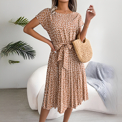 Lyka - Elegantes Sommerkleid mit kurzen Ärmeln für Damen