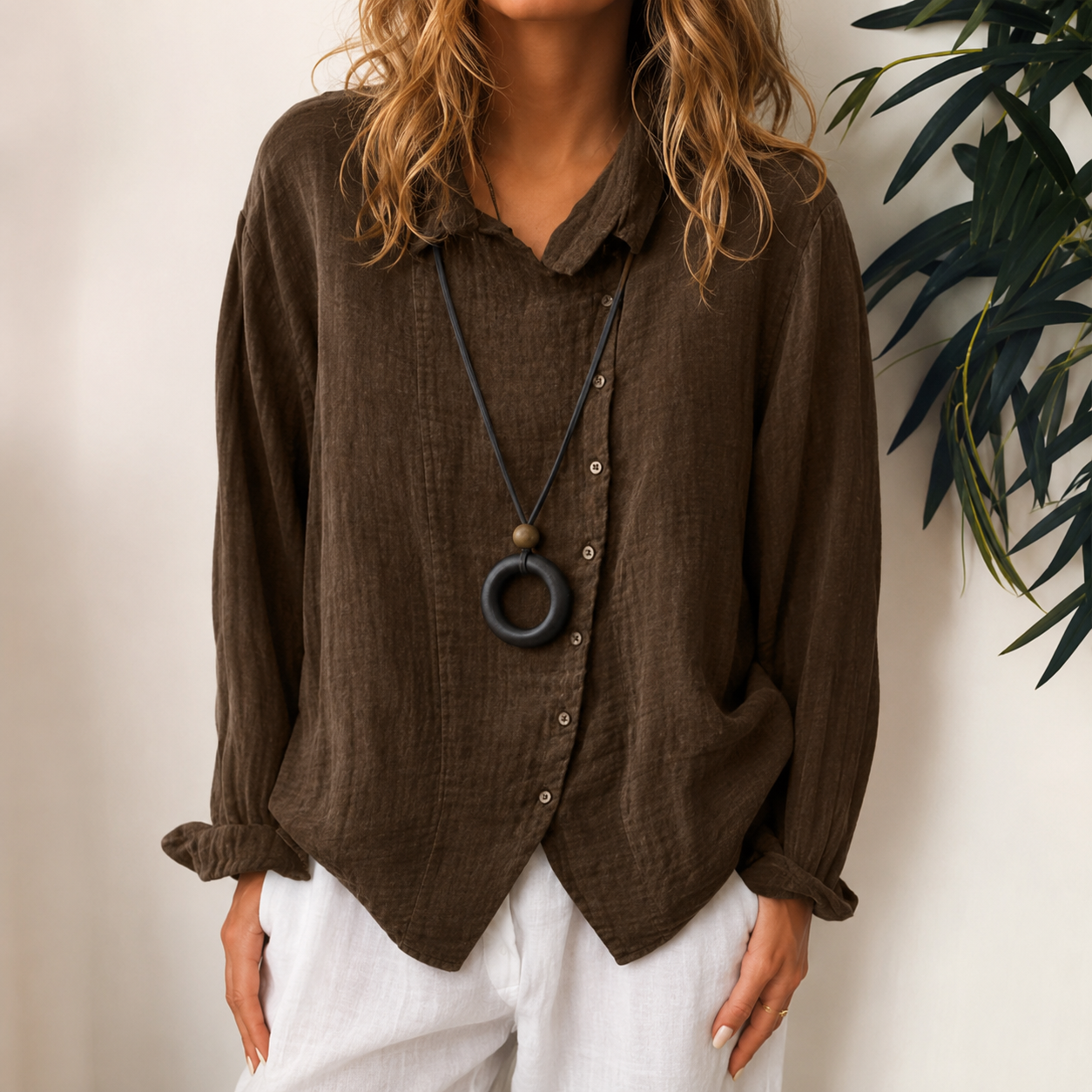 Razieh - Legere Bluse mit Knöpfen