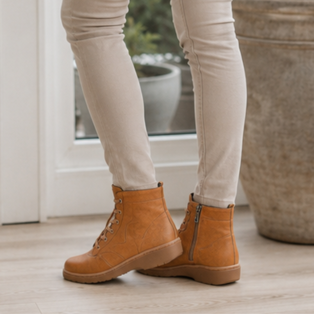 Yasamin - Modische Stiefeletten