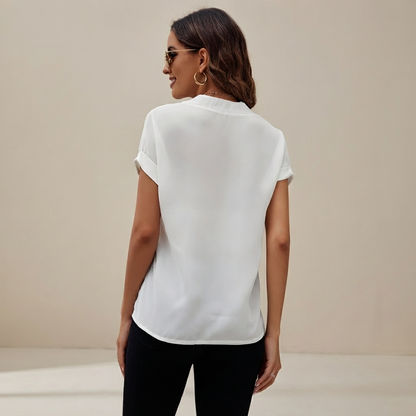Anissa - Leichte Bluse mit V-Ausschnitt