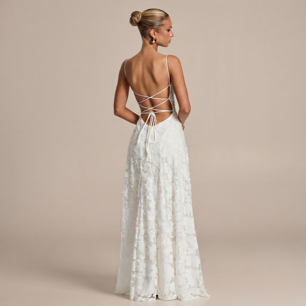 Helena - Elegantes Maxikleid mit offenem Rückenteil