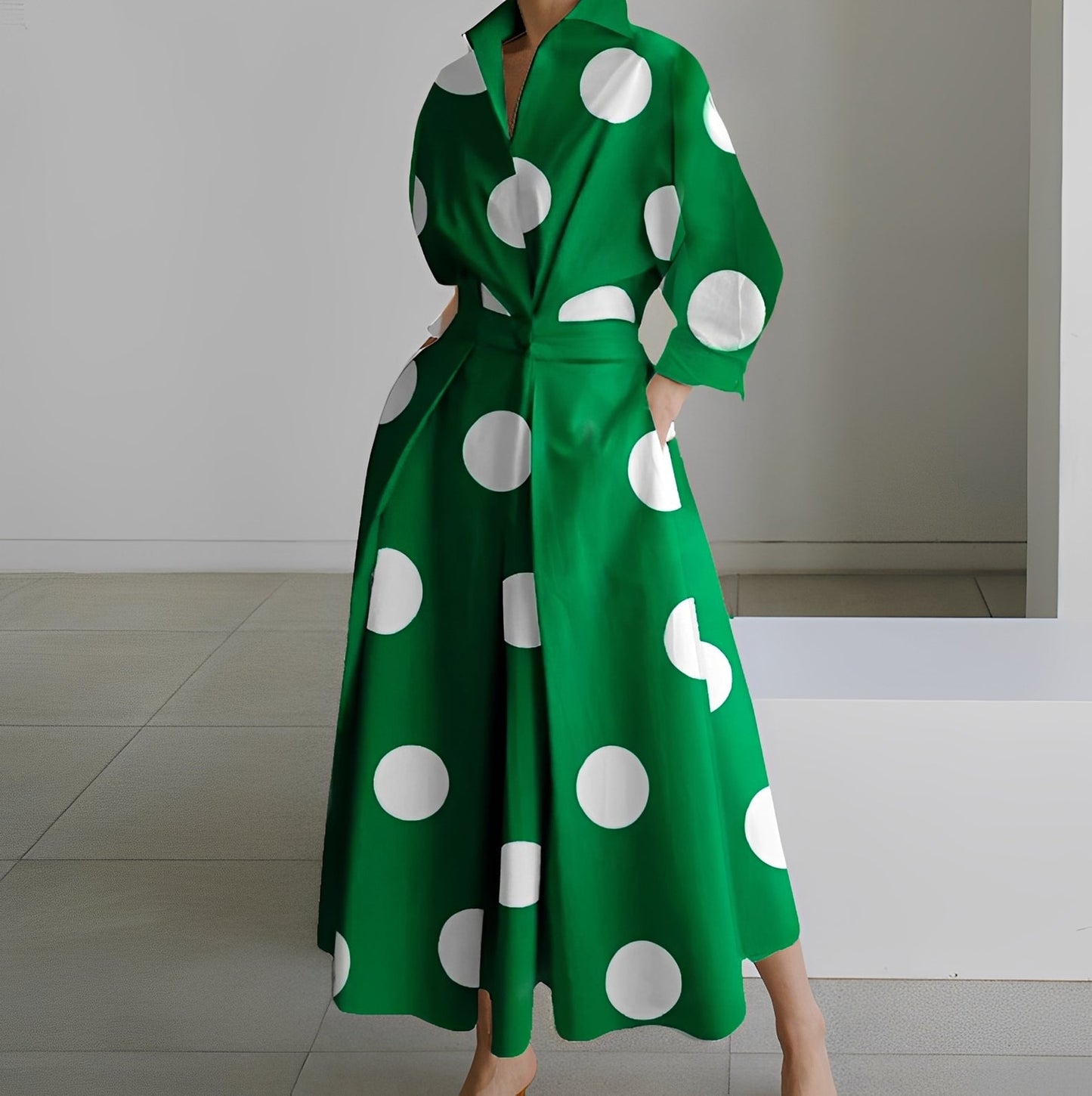 Martha - Elegantes Hemdblusenkleid mit abstraktem Muster für Damen