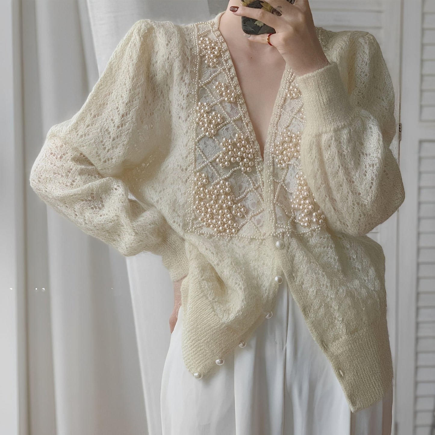 Rachael - Elegante Strickjacke mit langen Ärmeln und Perlen für Damen