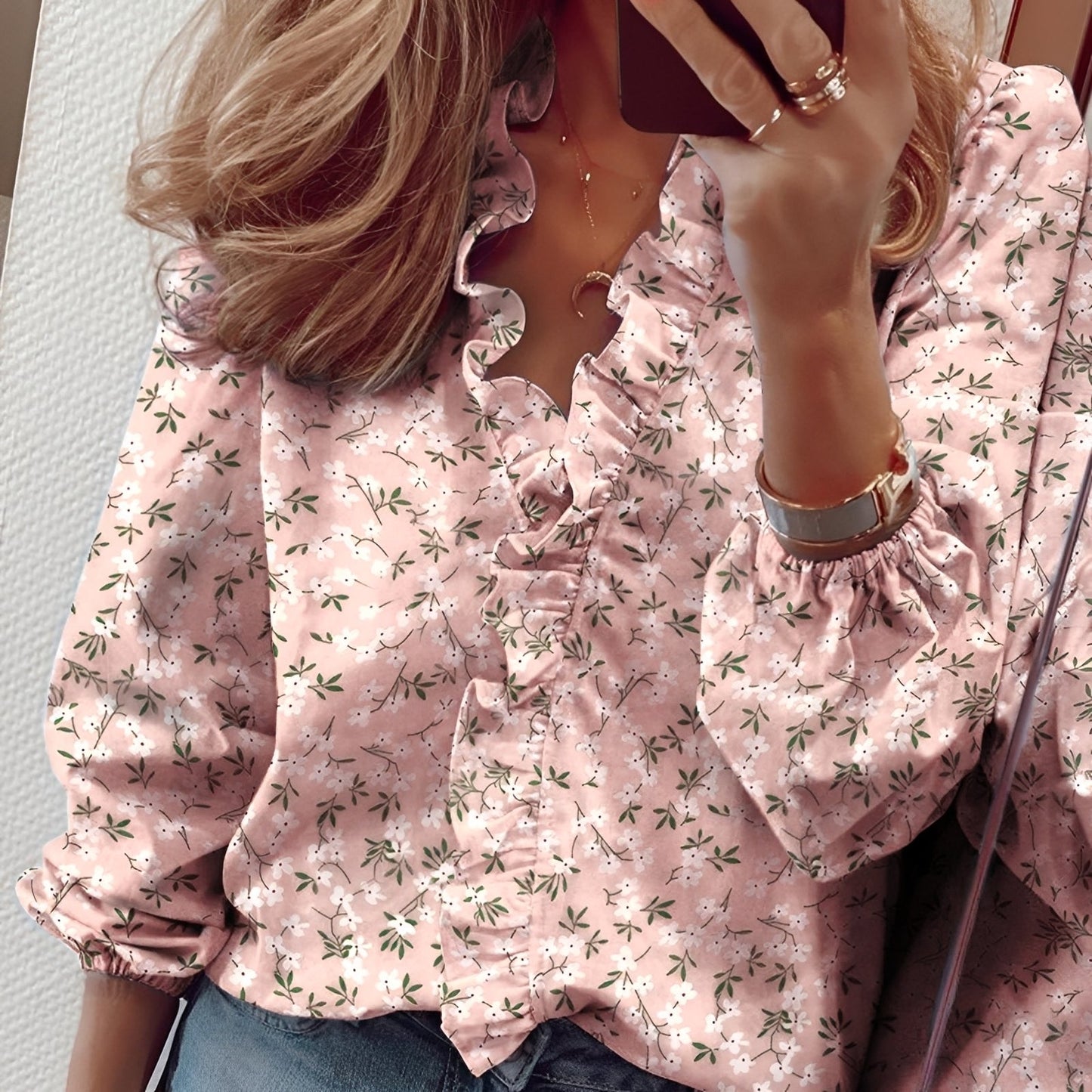 Martha - Elegante Bluse mit Rüschen und V-Ausschnitt für Damen