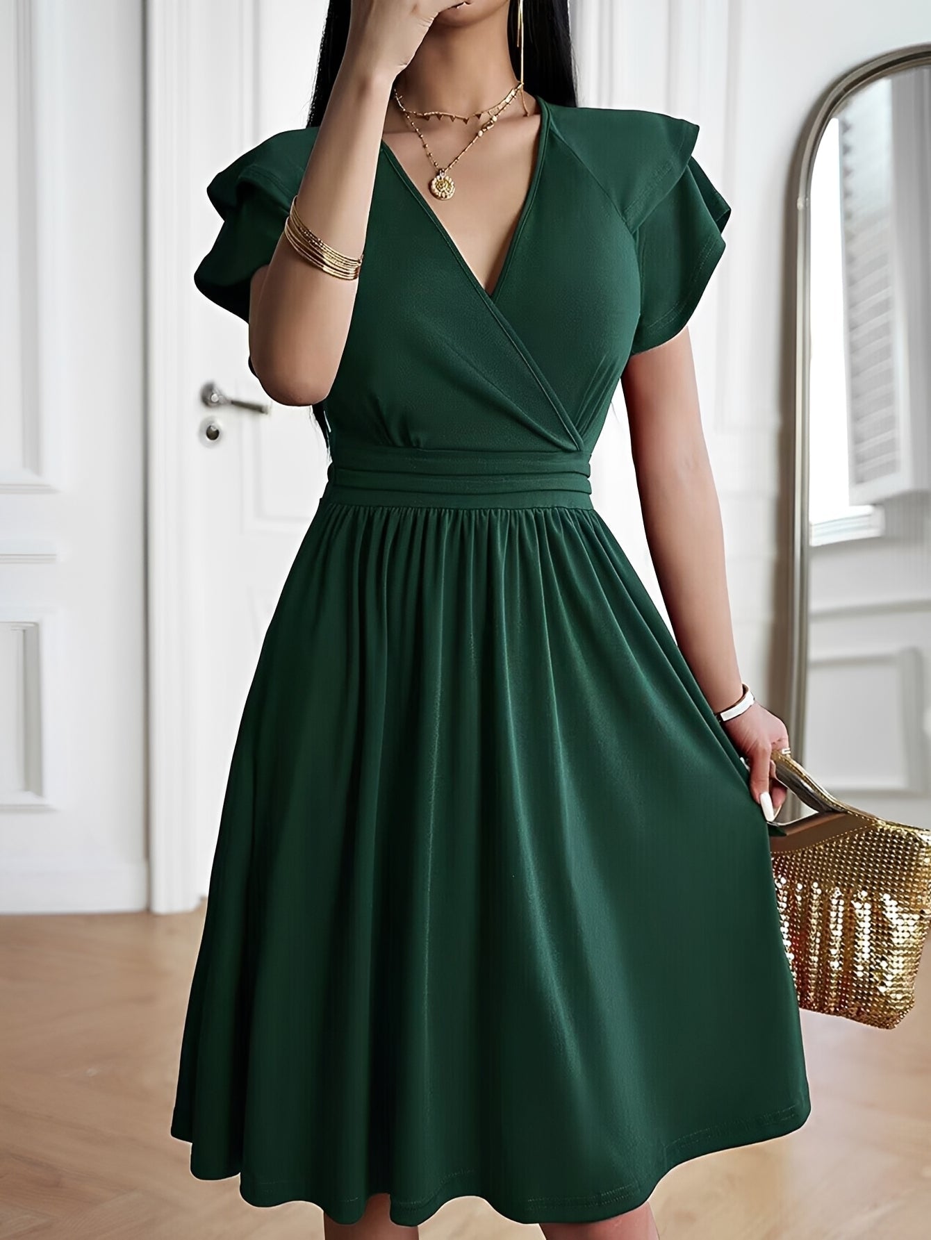 Laura - Stylisches Kleid mit V-Ausschnitt für Damen