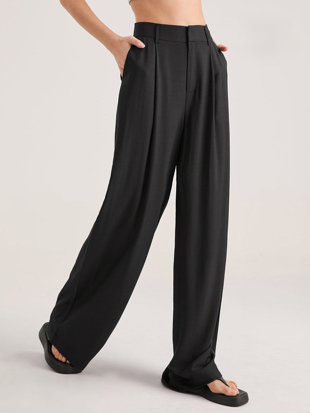 Nadia – Hochgeschnittene Faltenhose