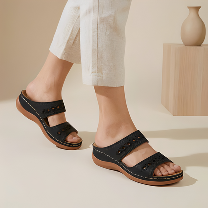 Aryan - Bequeme Sommersandalen mit Riemen für Damen