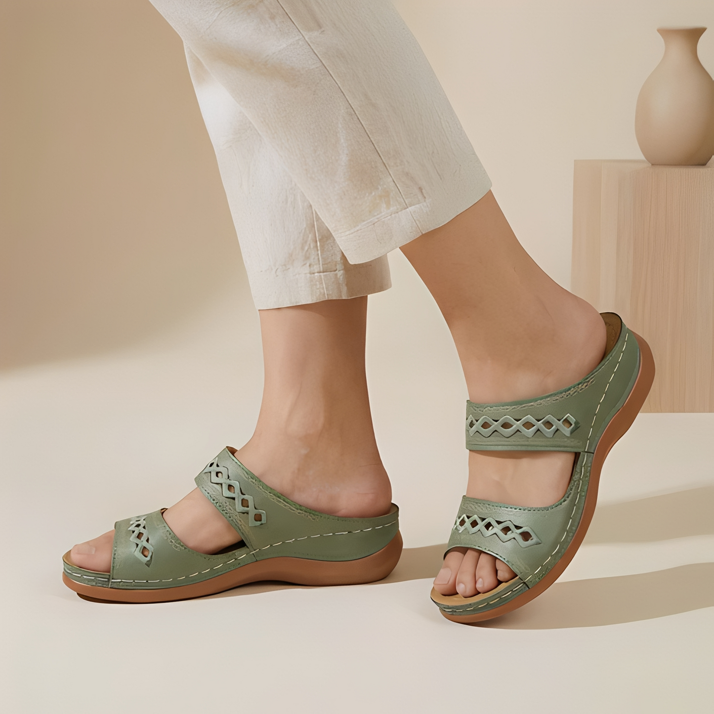 Aryan - Bequeme Sommersandalen mit Riemen für Damen