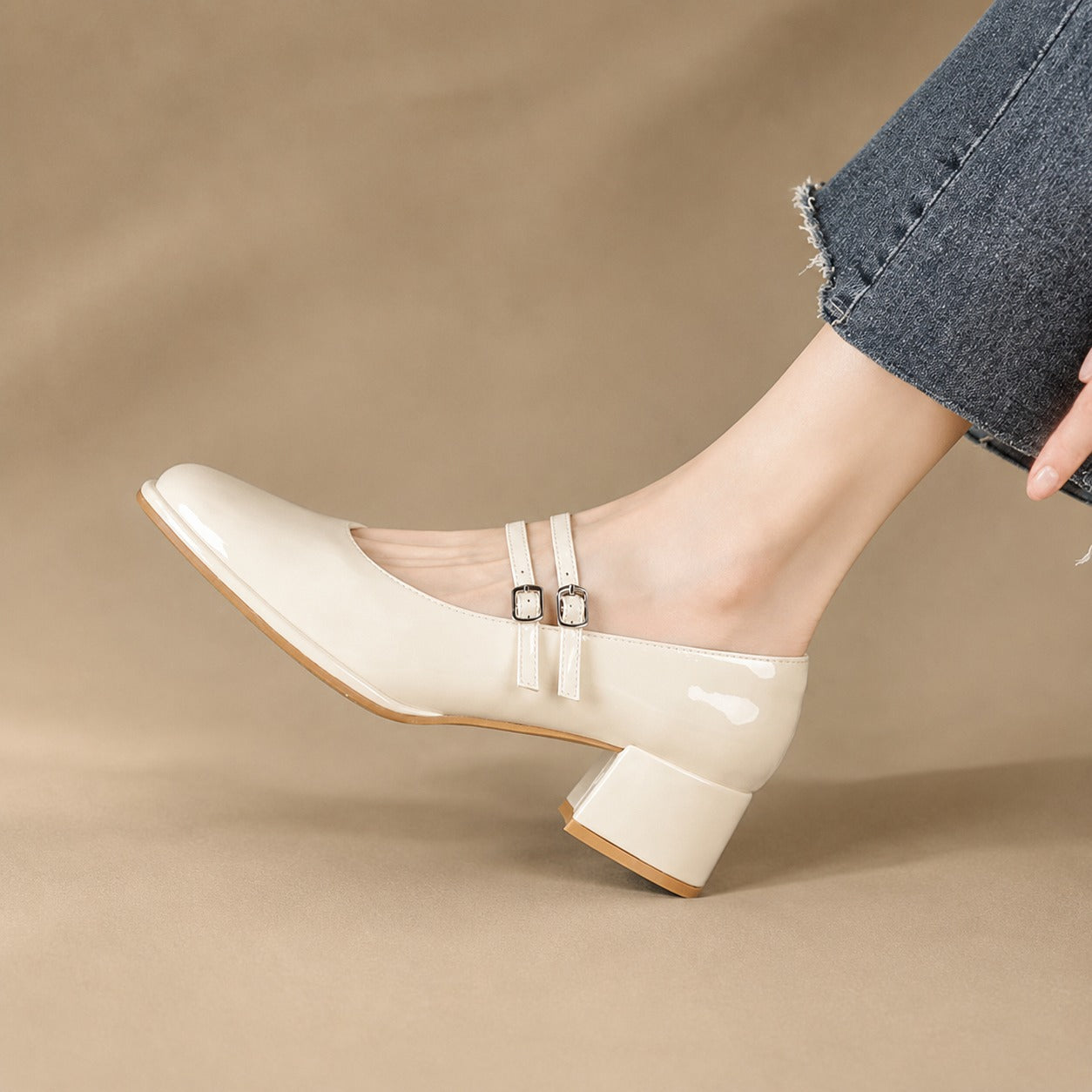Curtis - Exquisite Sandalen mit Blockabsatz
