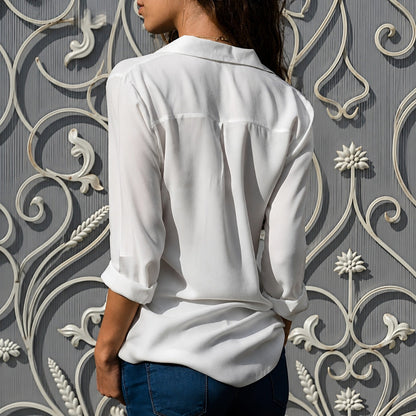 Aiah - Luftige Bluse mit V-Ausschnitt