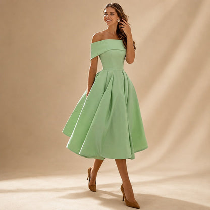 Erika - Schickes Kleid mit freien Schultern