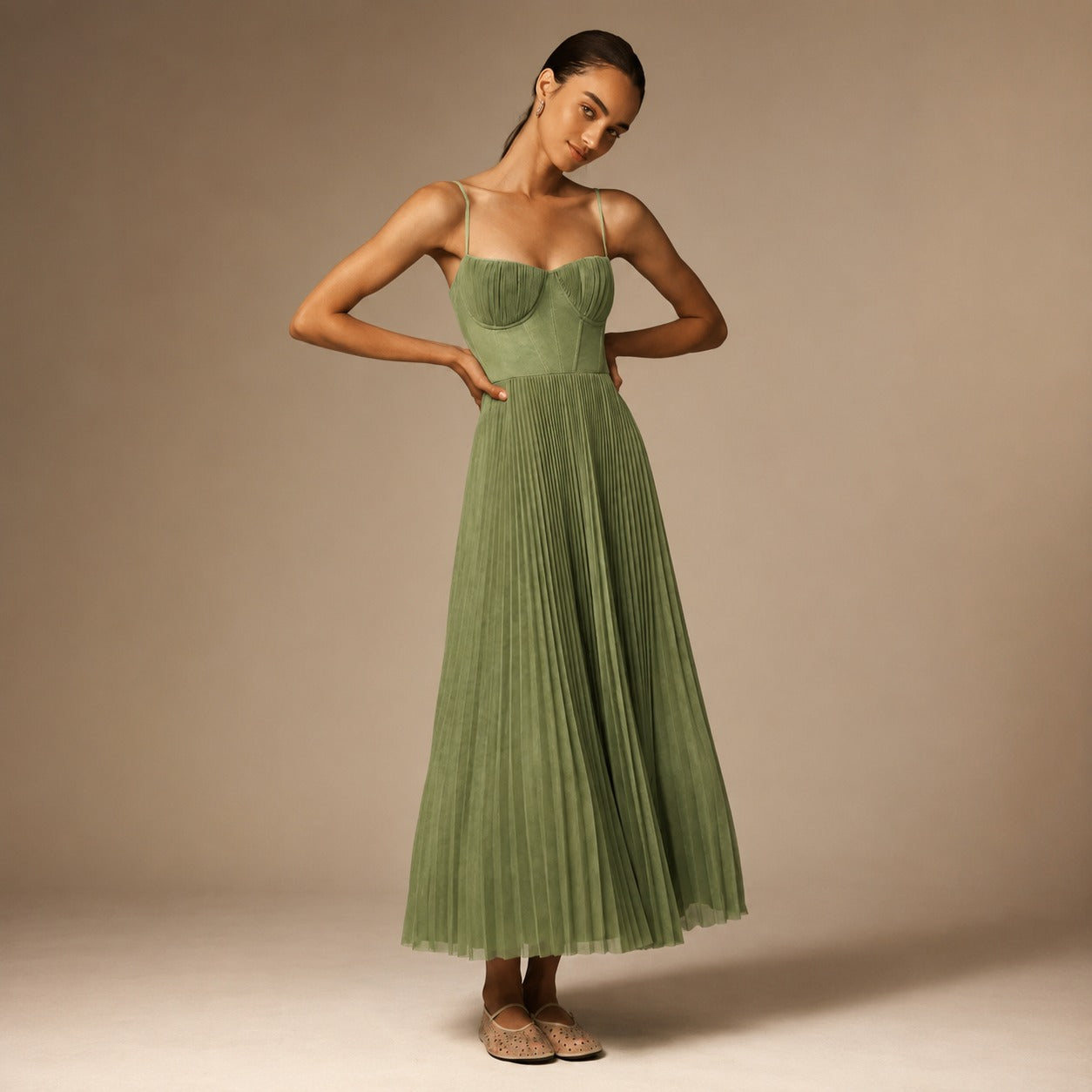 Elissa - Elegantes Midi-Kleid mit Plissee