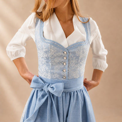 Cora - Traditionelles Oktoberfestkleid mit Schleifenakzent